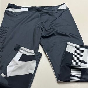 Under Armour Black and White Capris